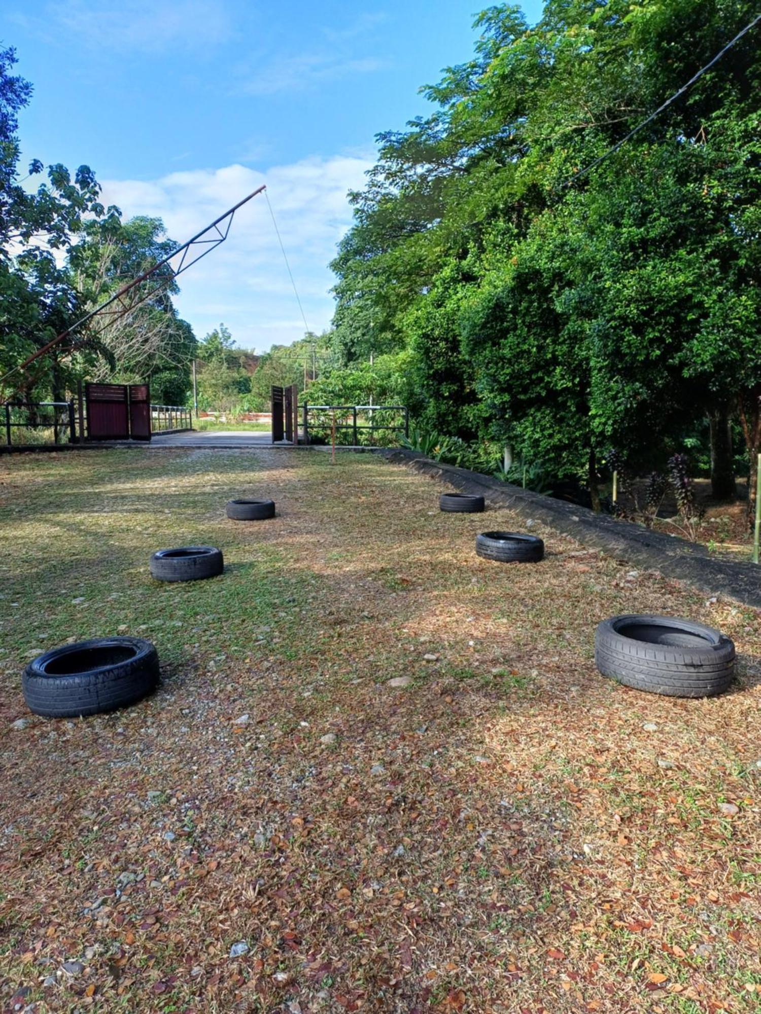 Lemuni Retreat & Training Centre - Kerling, Selangor Exterior foto